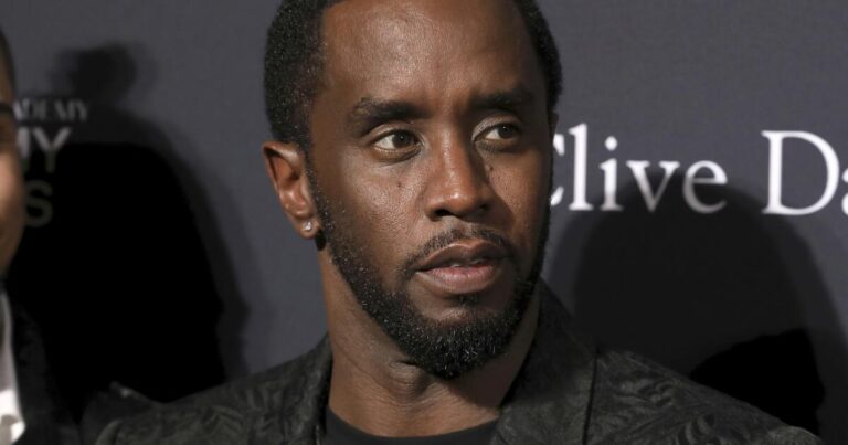 1726628347 urlhttps3A2F2Fcalifornia times brightspot.s3.amazonaws.com2Fa82Fa02F6e53b43f4ce084a7fbdb79163d2c2Fsexual misconduct lawsuits sean combs 11412