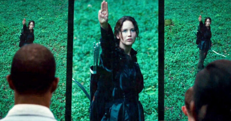 Hunger Games Salute